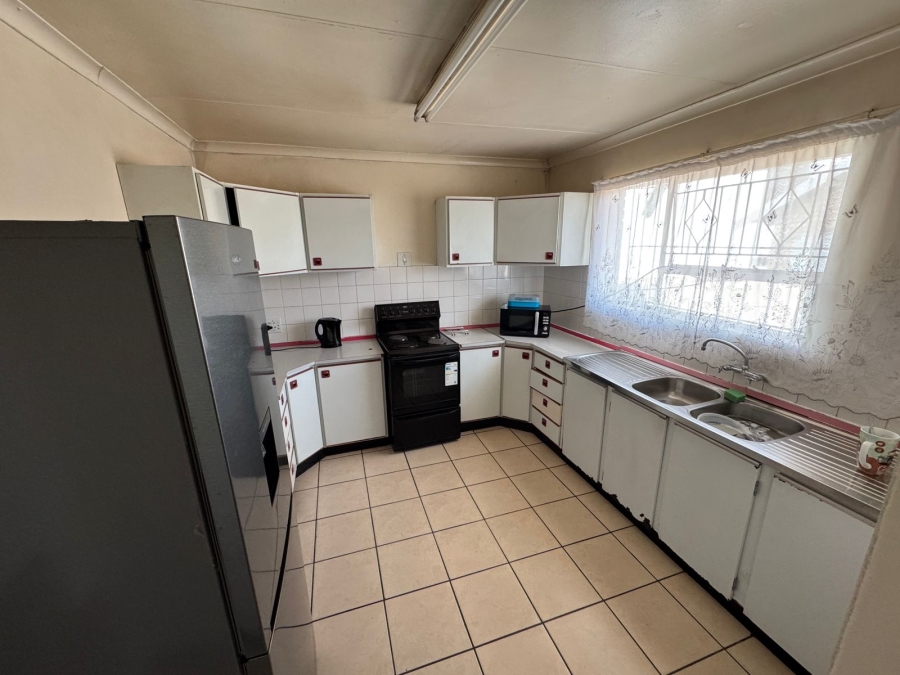 To Let 3 Bedroom Property for Rent in Reyno Ridge Mpumalanga