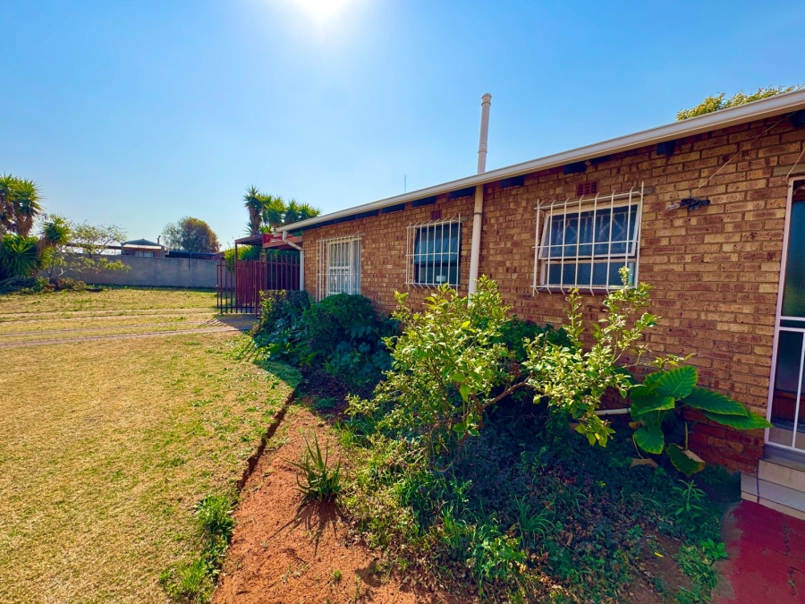 To Let 3 Bedroom Property for Rent in Reyno Ridge Mpumalanga