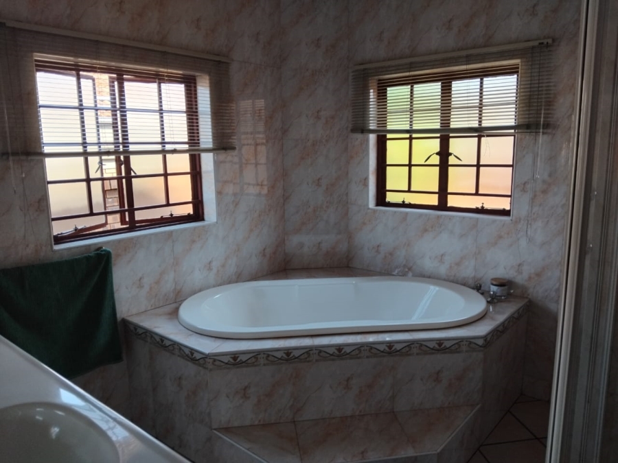 To Let 3 Bedroom Property for Rent in Aerorand Mpumalanga