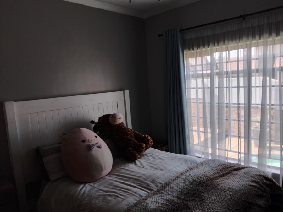 To Let 3 Bedroom Property for Rent in Aerorand Mpumalanga