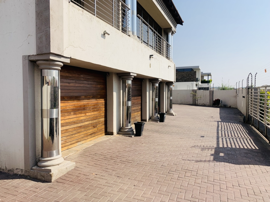 8 Bedroom Property for Sale in Aerorand Mpumalanga