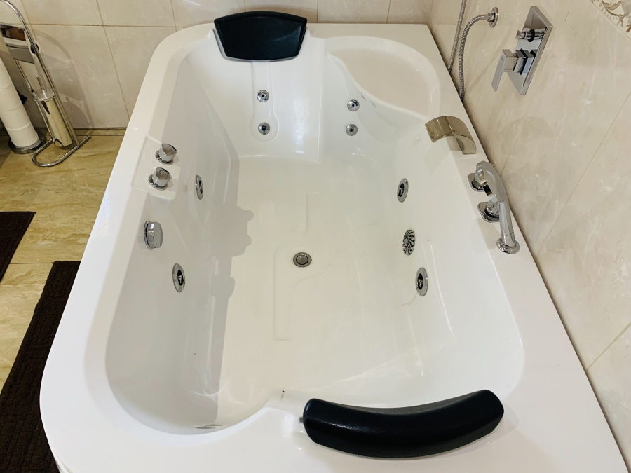 8 Bedroom Property for Sale in Aerorand Mpumalanga