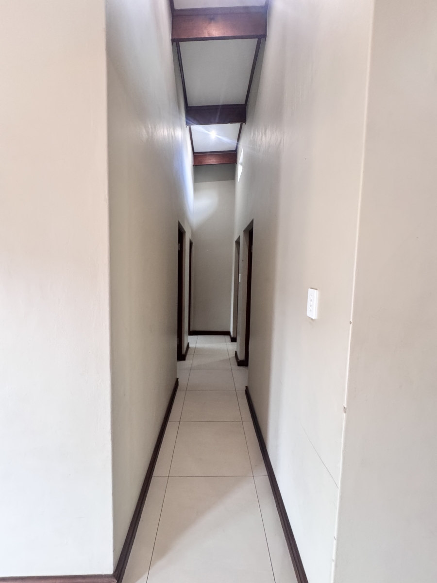 To Let 3 Bedroom Property for Rent in Ben Fleur Mpumalanga