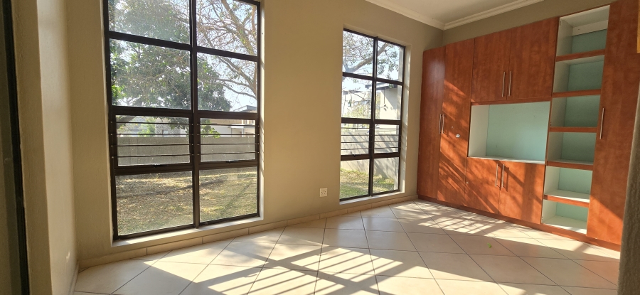 To Let 4 Bedroom Property for Rent in The Rest Nature Estate Mpumalanga