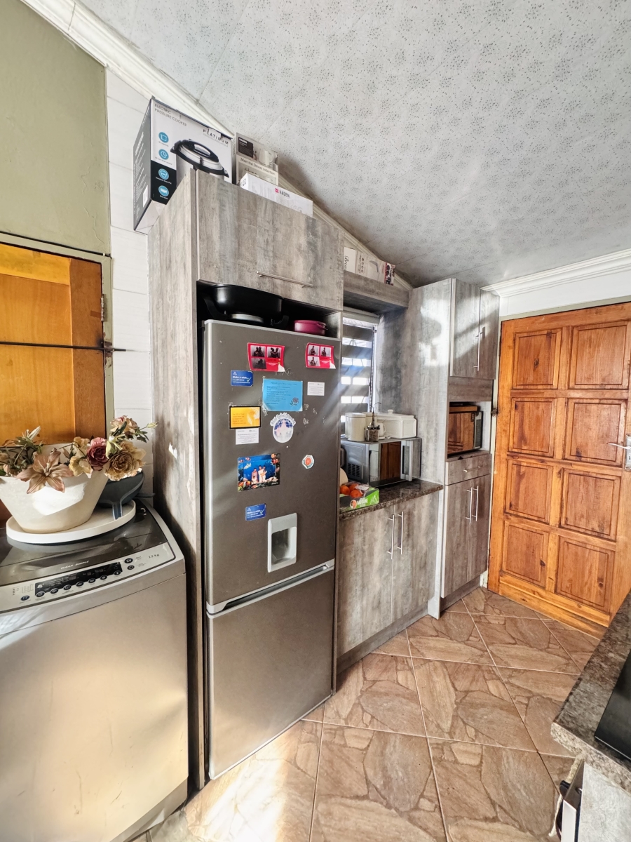 2 Bedroom Property for Sale in Kwaguqa Ext 4 Mpumalanga