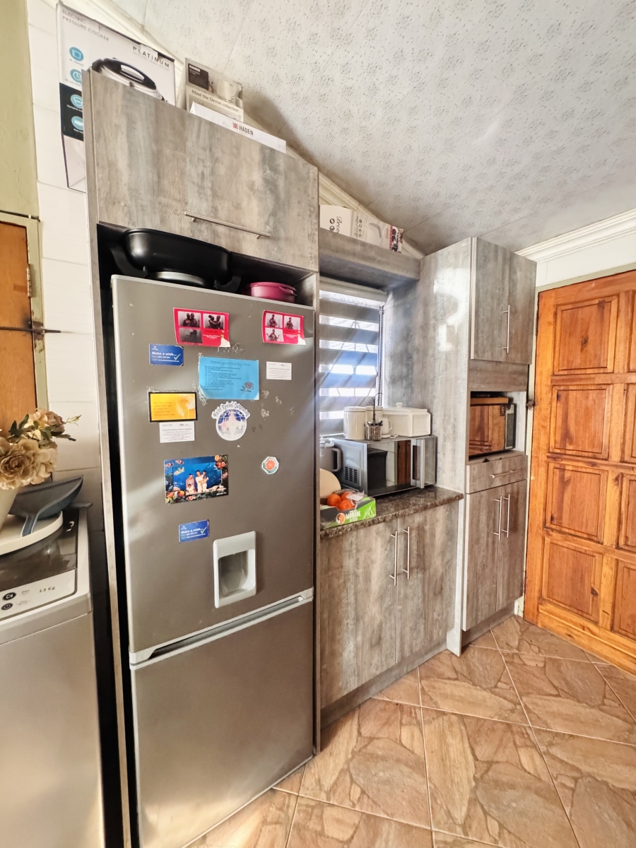 2 Bedroom Property for Sale in Kwaguqa Ext 4 Mpumalanga