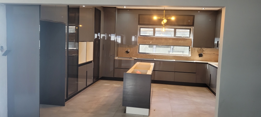 4 Bedroom Property for Sale in Aerorand Mpumalanga