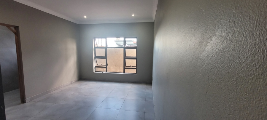 4 Bedroom Property for Sale in Aerorand Mpumalanga