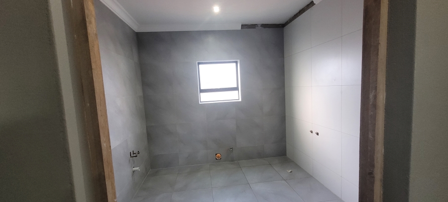 4 Bedroom Property for Sale in Aerorand Mpumalanga