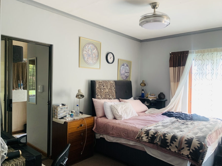 5 Bedroom Property for Sale in Aerorand Mpumalanga