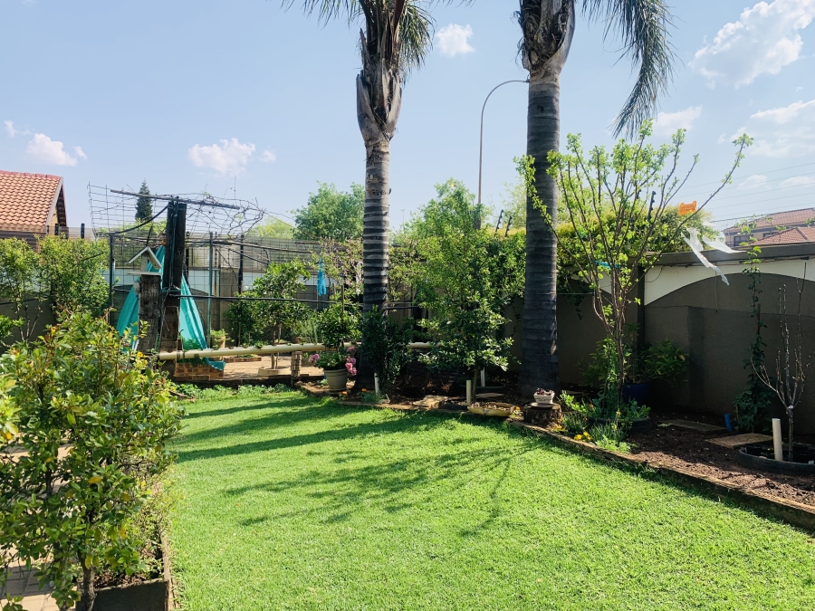 5 Bedroom Property for Sale in Aerorand Mpumalanga