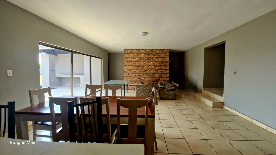 4 Bedroom Property for Sale in Golden Mile Mpumalanga