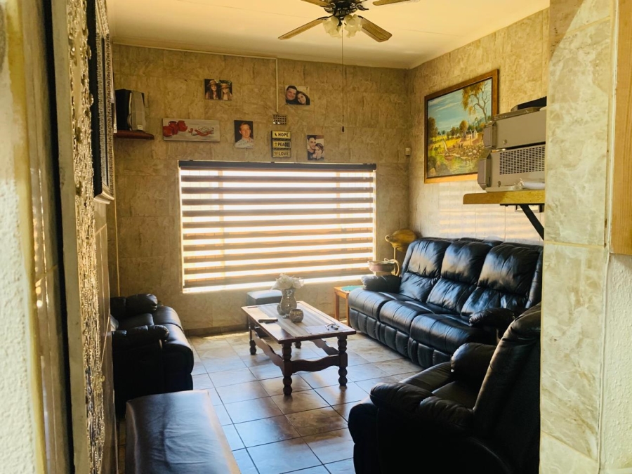 4 Bedroom Property for Sale in Middelburg Central Mpumalanga