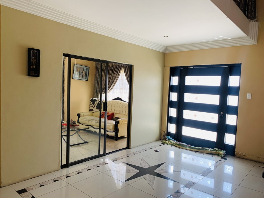 5 Bedroom Property for Sale in Aerorand Mpumalanga