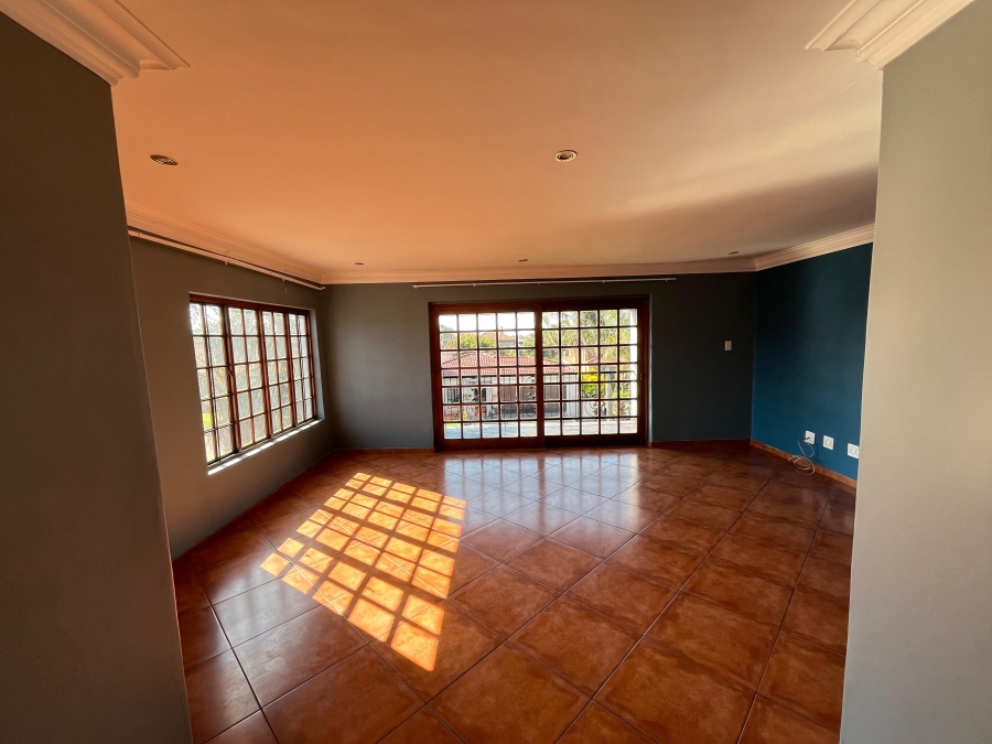 To Let 3 Bedroom Property for Rent in Reyno Ridge Mpumalanga