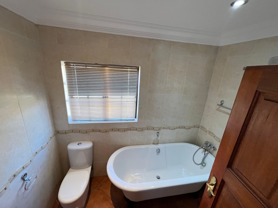 To Let 3 Bedroom Property for Rent in Reyno Ridge Mpumalanga
