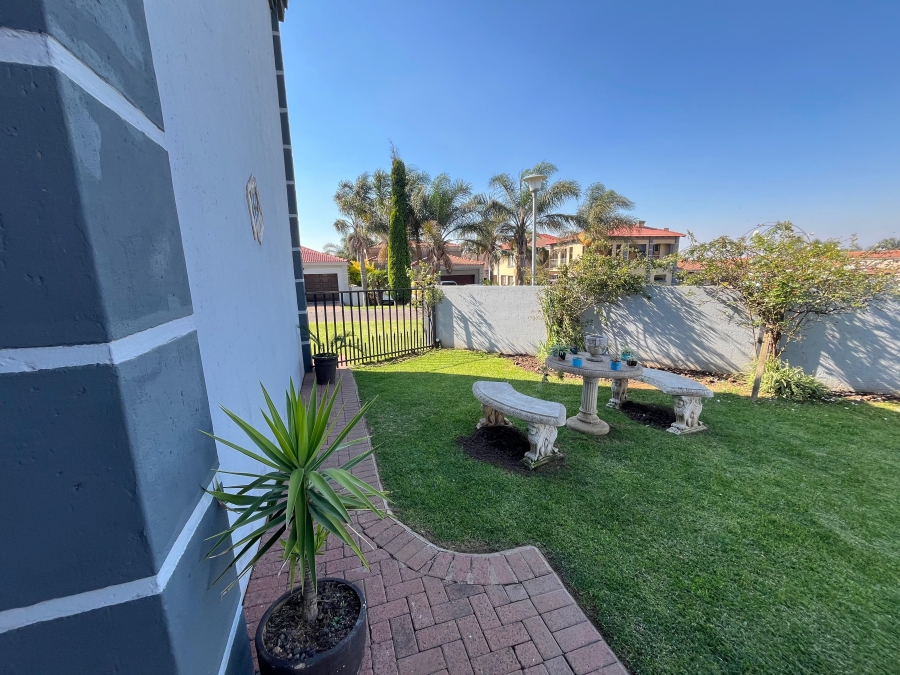 To Let 3 Bedroom Property for Rent in Reyno Ridge Mpumalanga