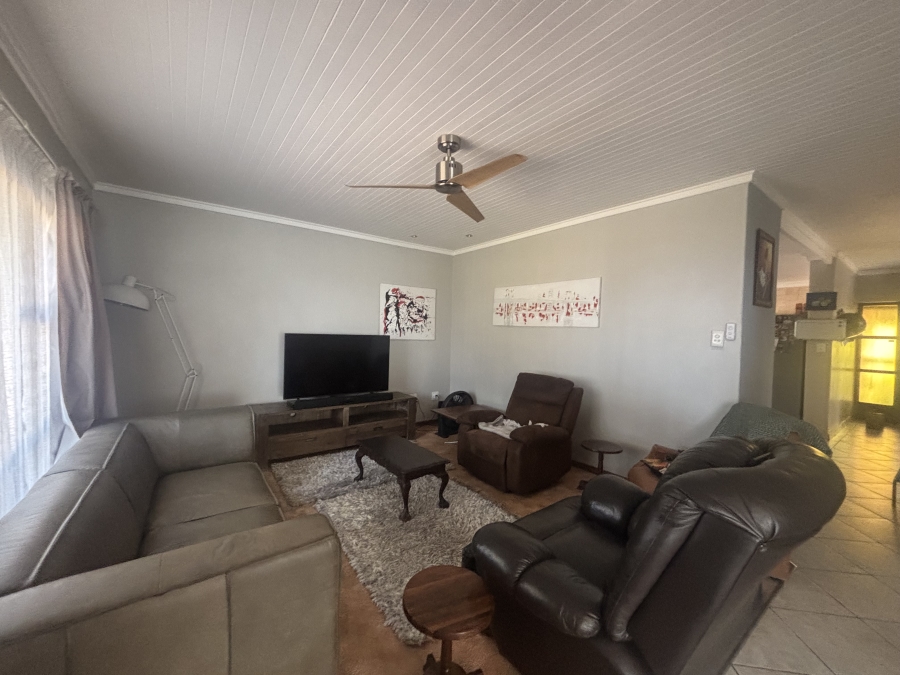 3 Bedroom Property for Sale in Ben Fleur Mpumalanga