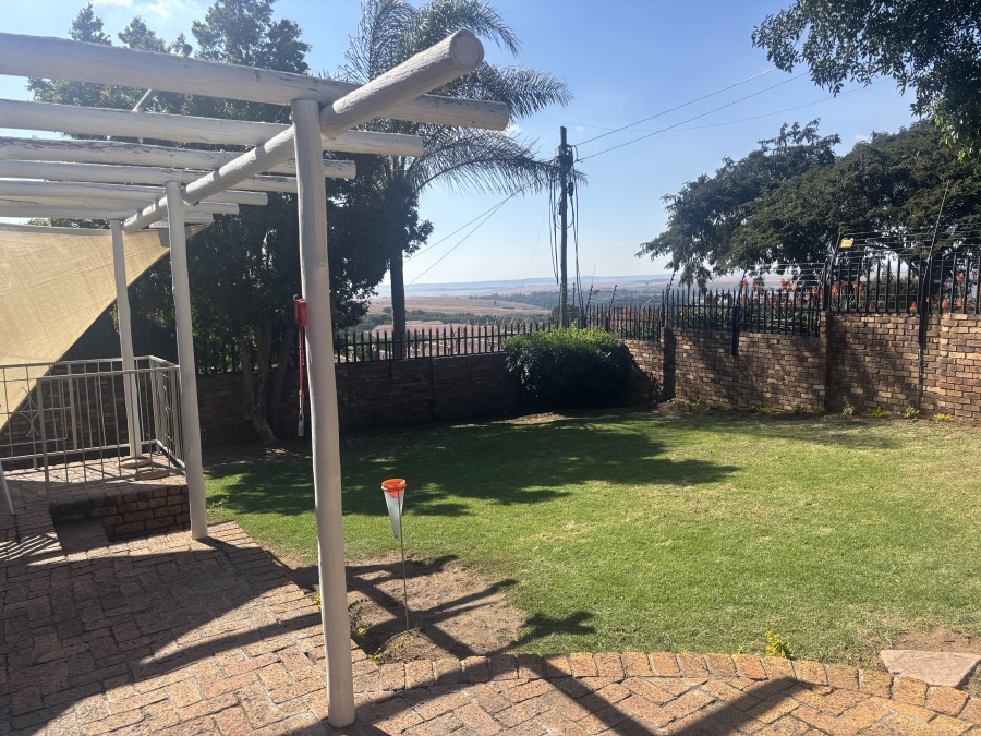 3 Bedroom Property for Sale in Ben Fleur Mpumalanga