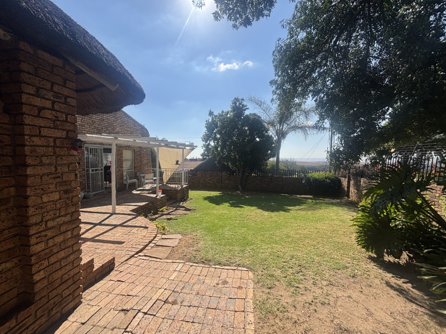 3 Bedroom Property for Sale in Ben Fleur Mpumalanga