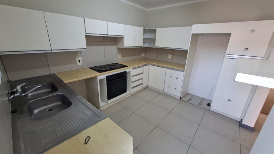 To Let 3 Bedroom Property for Rent in West Acres Mpumalanga