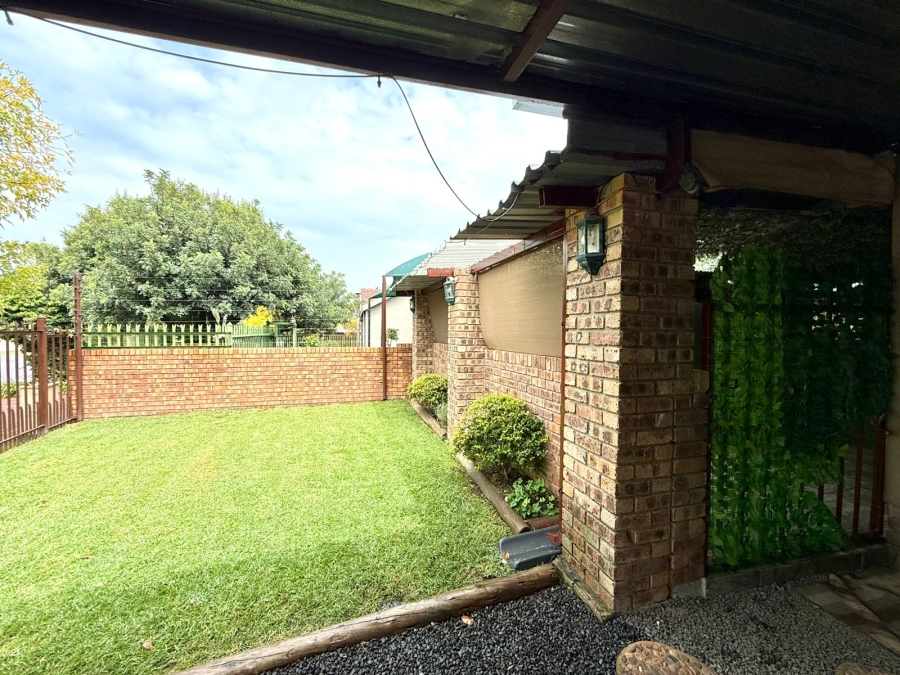 4 Bedroom Property for Sale in Cosmosrand Mpumalanga