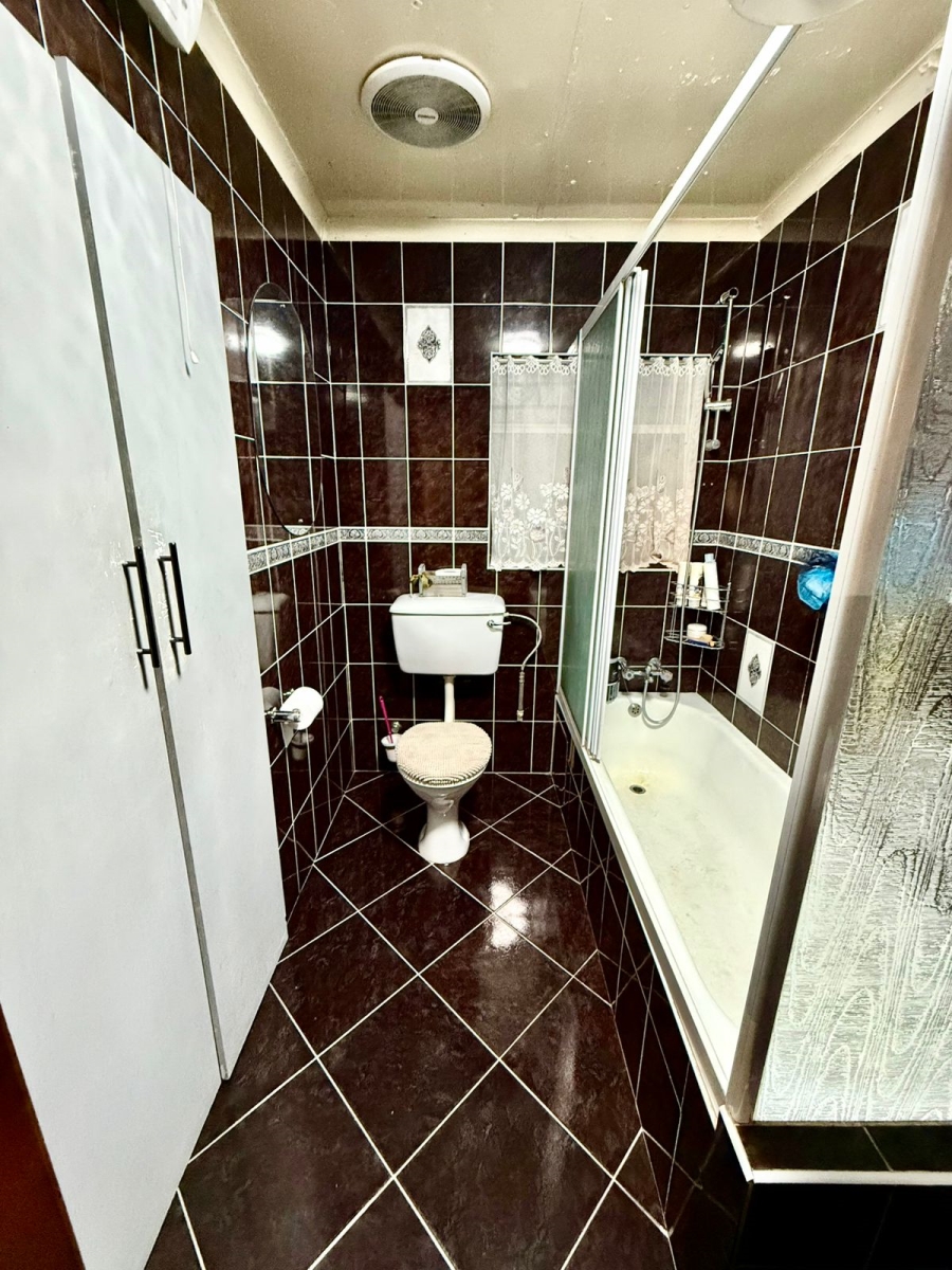 4 Bedroom Property for Sale in Cosmosrand Mpumalanga