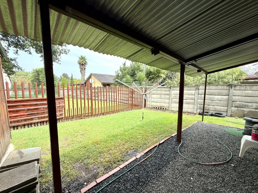 4 Bedroom Property for Sale in Cosmosrand Mpumalanga