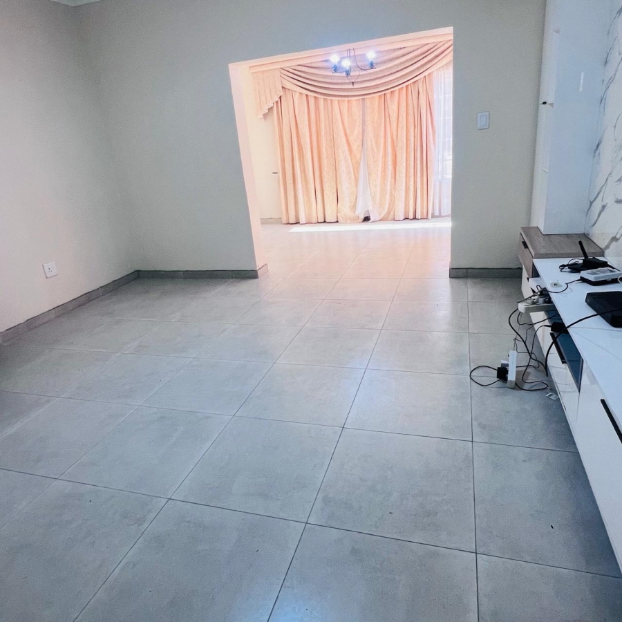 To Let 3 Bedroom Property for Rent in Hoeveld Park Mpumalanga