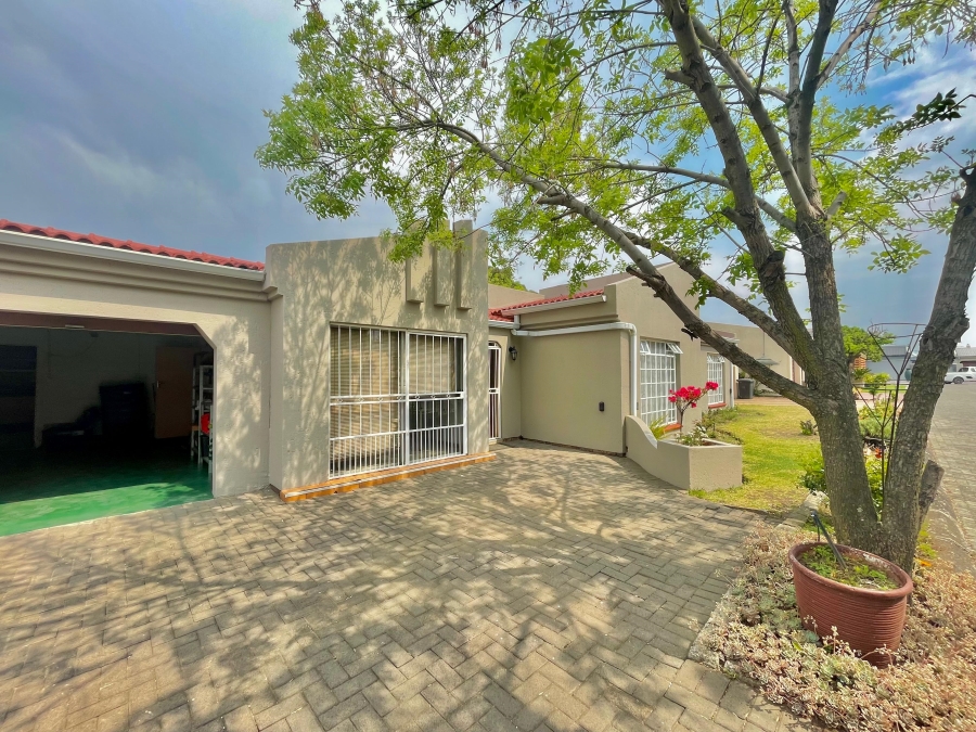 2 Bedroom Property for Sale in Secunda Mpumalanga
