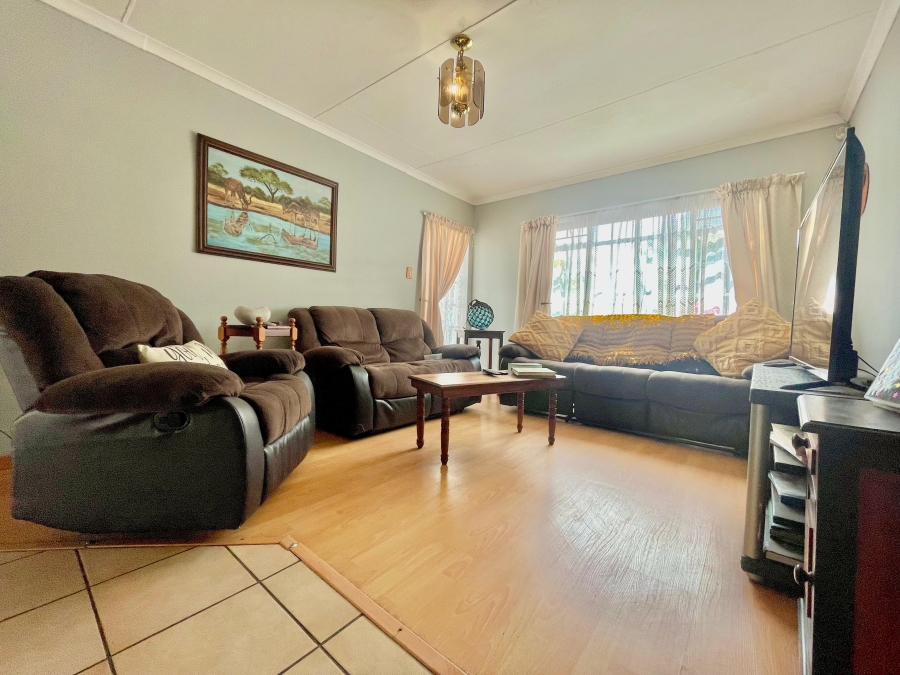 2 Bedroom Property for Sale in Secunda Mpumalanga