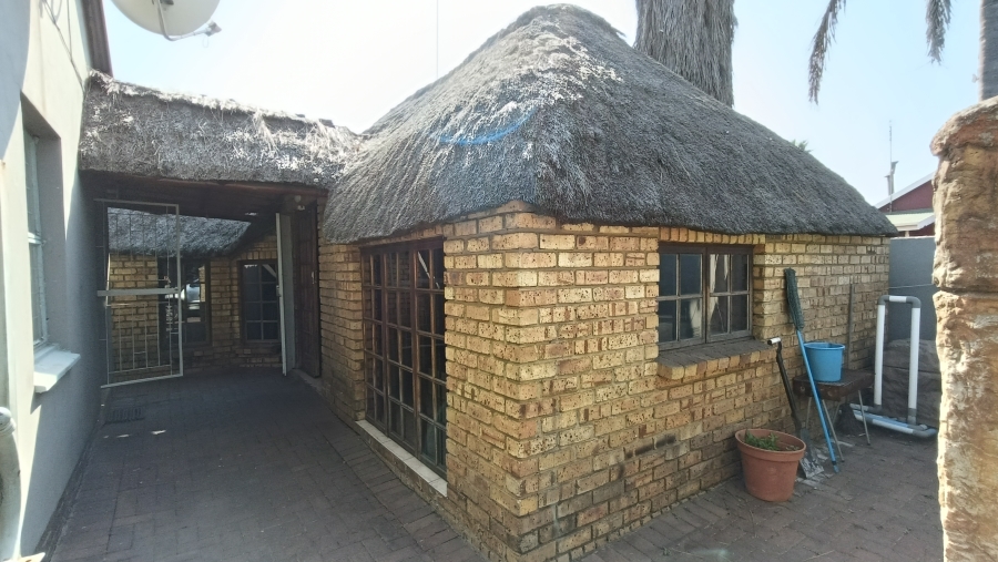 2 Bedroom Property for Sale in Reyno Ridge Mpumalanga