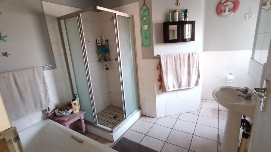 2 Bedroom Property for Sale in Reyno Ridge Mpumalanga