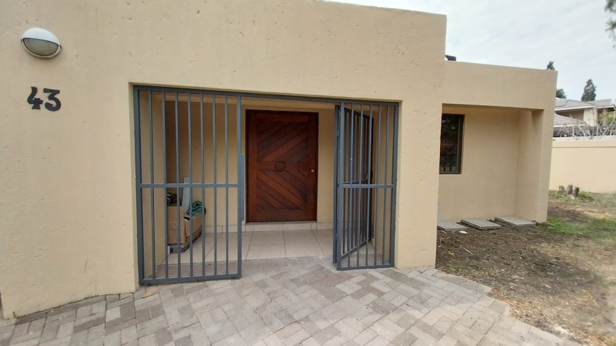 5 Bedroom Property for Sale in Trichardt Mpumalanga