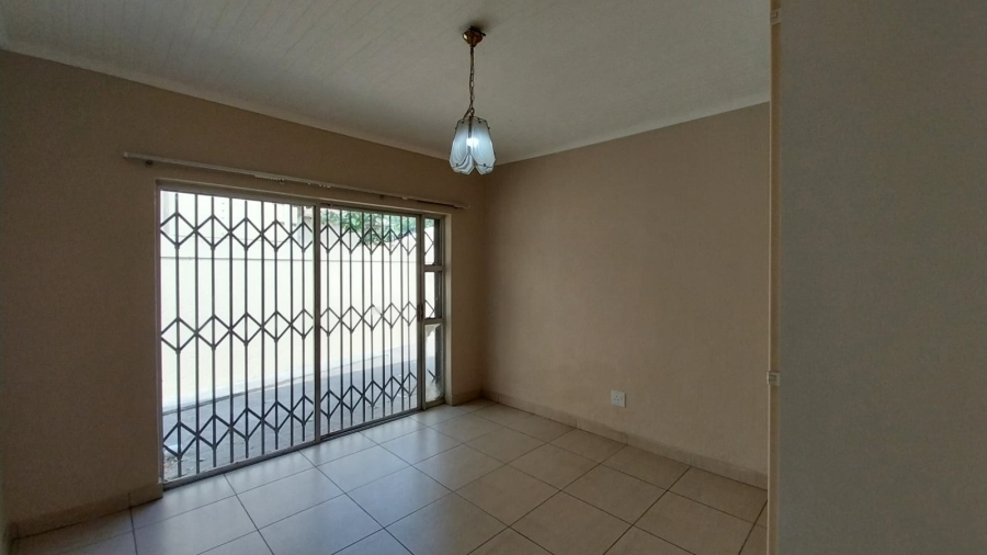 5 Bedroom Property for Sale in Trichardt Mpumalanga