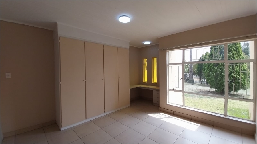 5 Bedroom Property for Sale in Trichardt Mpumalanga