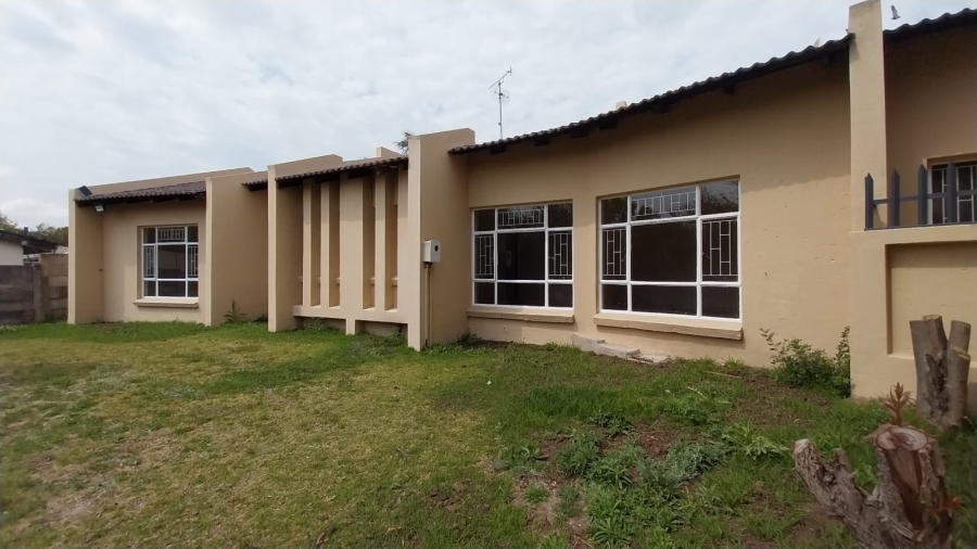 5 Bedroom Property for Sale in Trichardt Mpumalanga