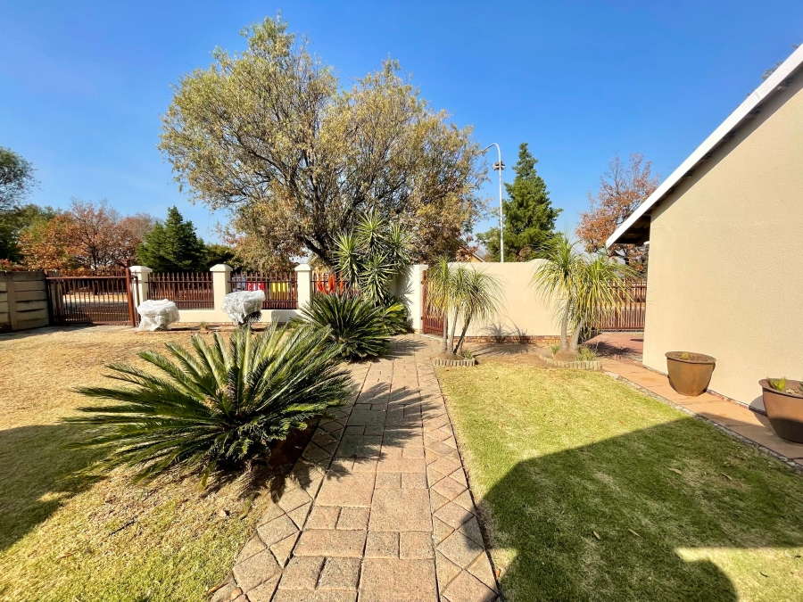 To Let 3 Bedroom Property for Rent in Secunda Mpumalanga