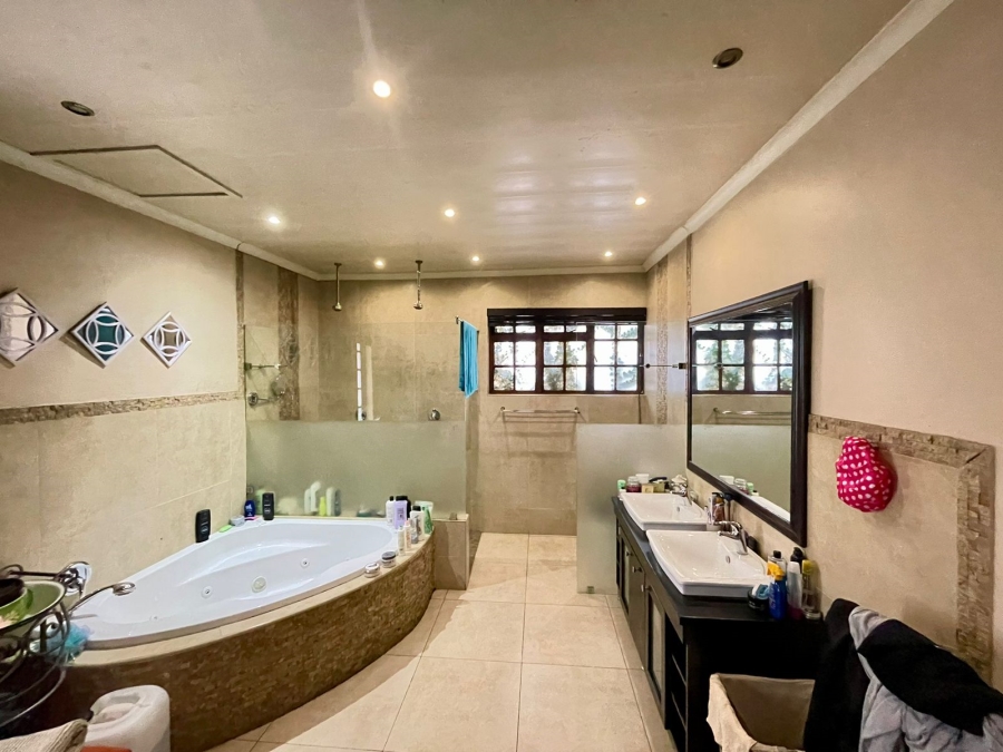 4 Bedroom Property for Sale in Trichardt Mpumalanga