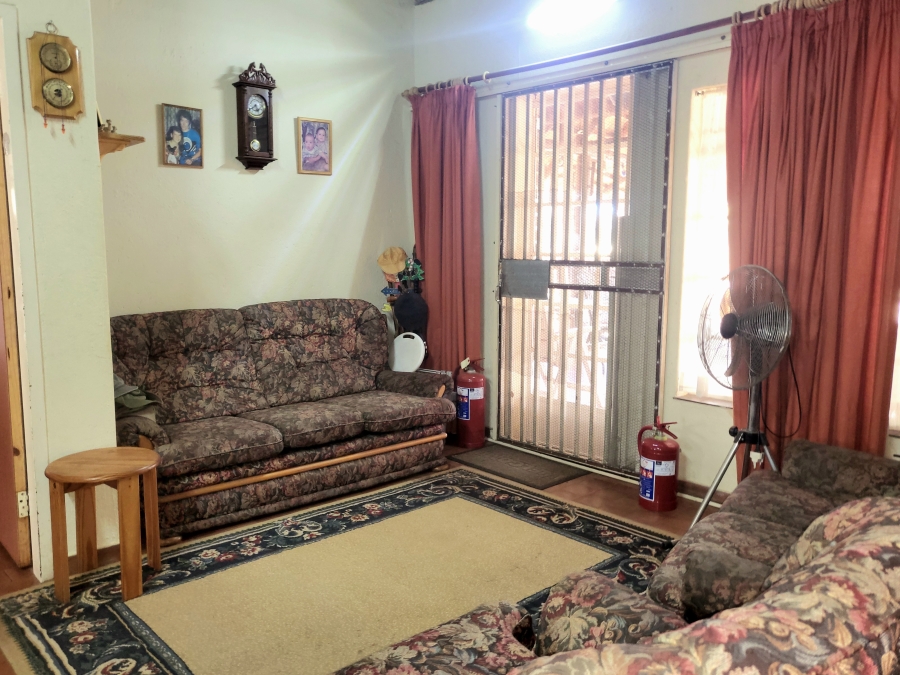 3 Bedroom Property for Sale in Marloth Park Mpumalanga