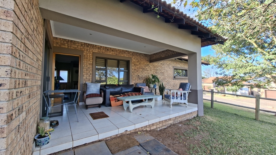 To Let 2 Bedroom Property for Rent in Bateleur Estate Mpumalanga