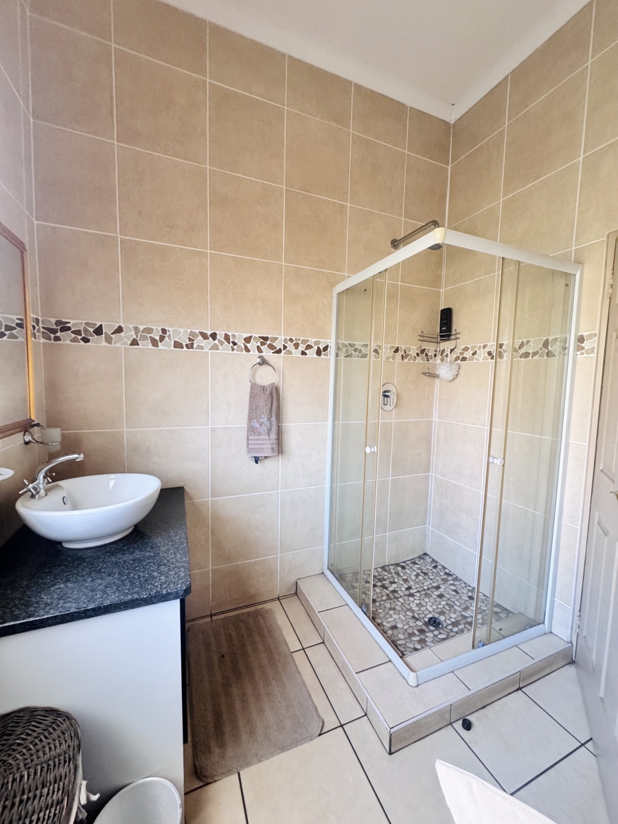 4 Bedroom Property for Sale in Jackaroo A H Mpumalanga