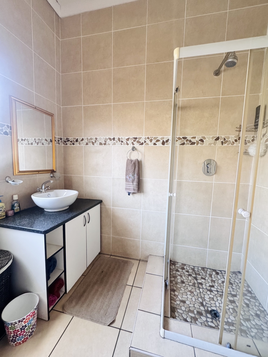 4 Bedroom Property for Sale in Jackaroo A H Mpumalanga