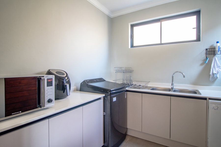 3 Bedroom Property for Sale in Sonheuwel Mpumalanga