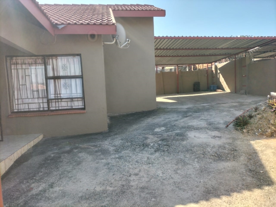 3 Bedroom Property for Sale in Kamagugu Mpumalanga