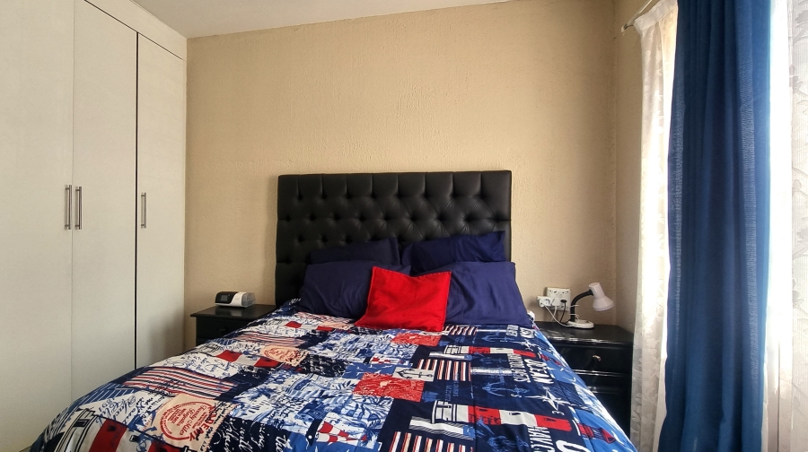 2 Bedroom Property for Sale in West Acres Ext 24 Mpumalanga