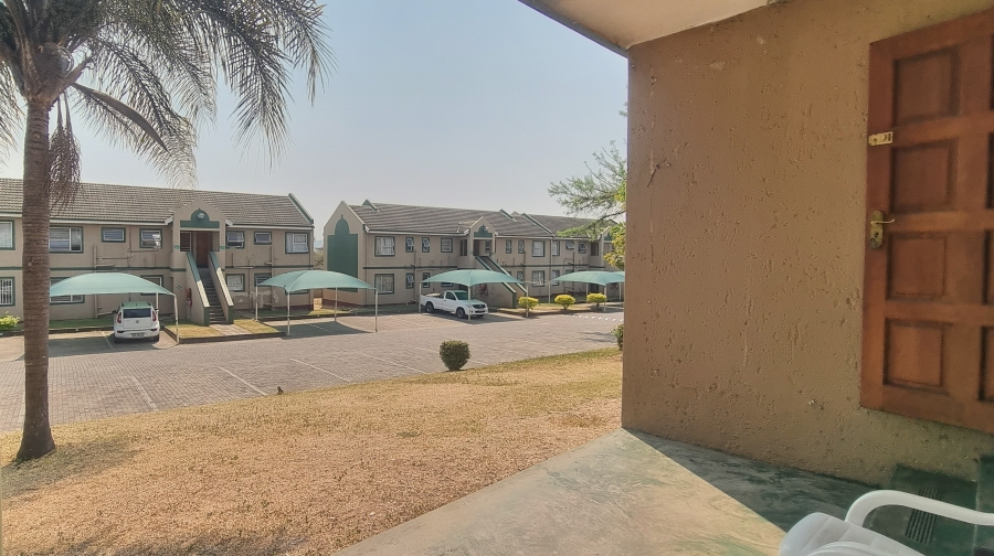 2 Bedroom Property for Sale in West Acres Ext 24 Mpumalanga