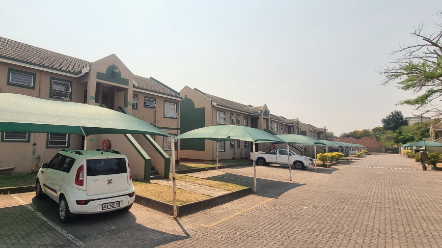 2 Bedroom Property for Sale in West Acres Ext 24 Mpumalanga