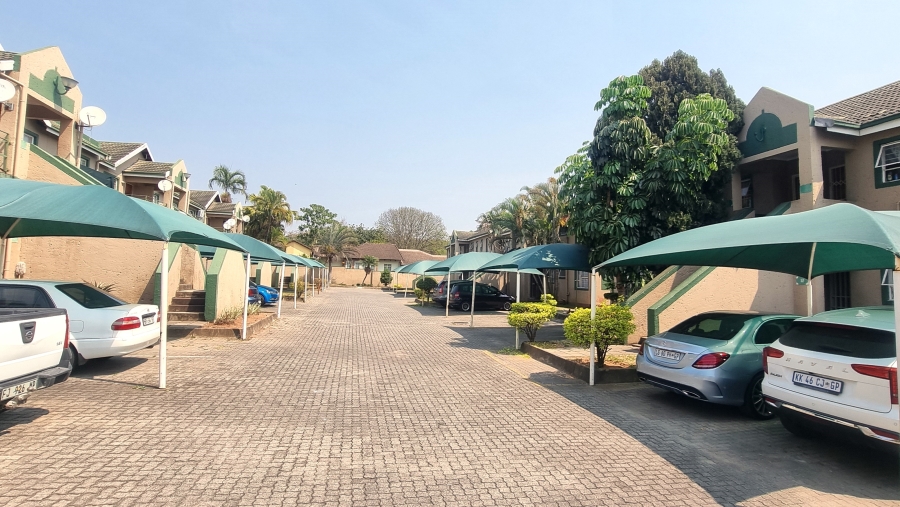 2 Bedroom Property for Sale in West Acres Ext 24 Mpumalanga