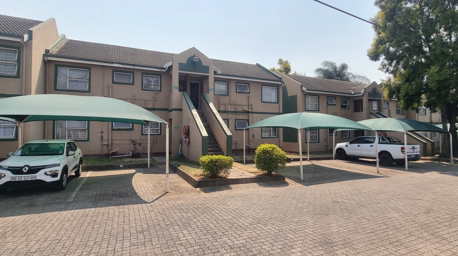 2 Bedroom Property for Sale in West Acres Ext 24 Mpumalanga